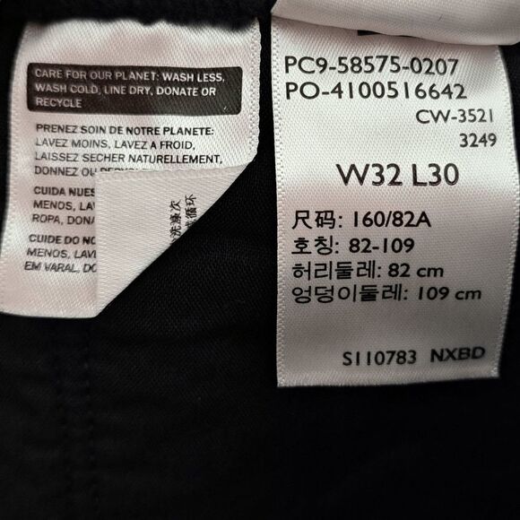 Levi's Classic Mid Rise Skinny Corduroy Jean in Black size 32 - Picture 6 of 8